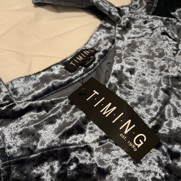 Top - Picture 3 of 7